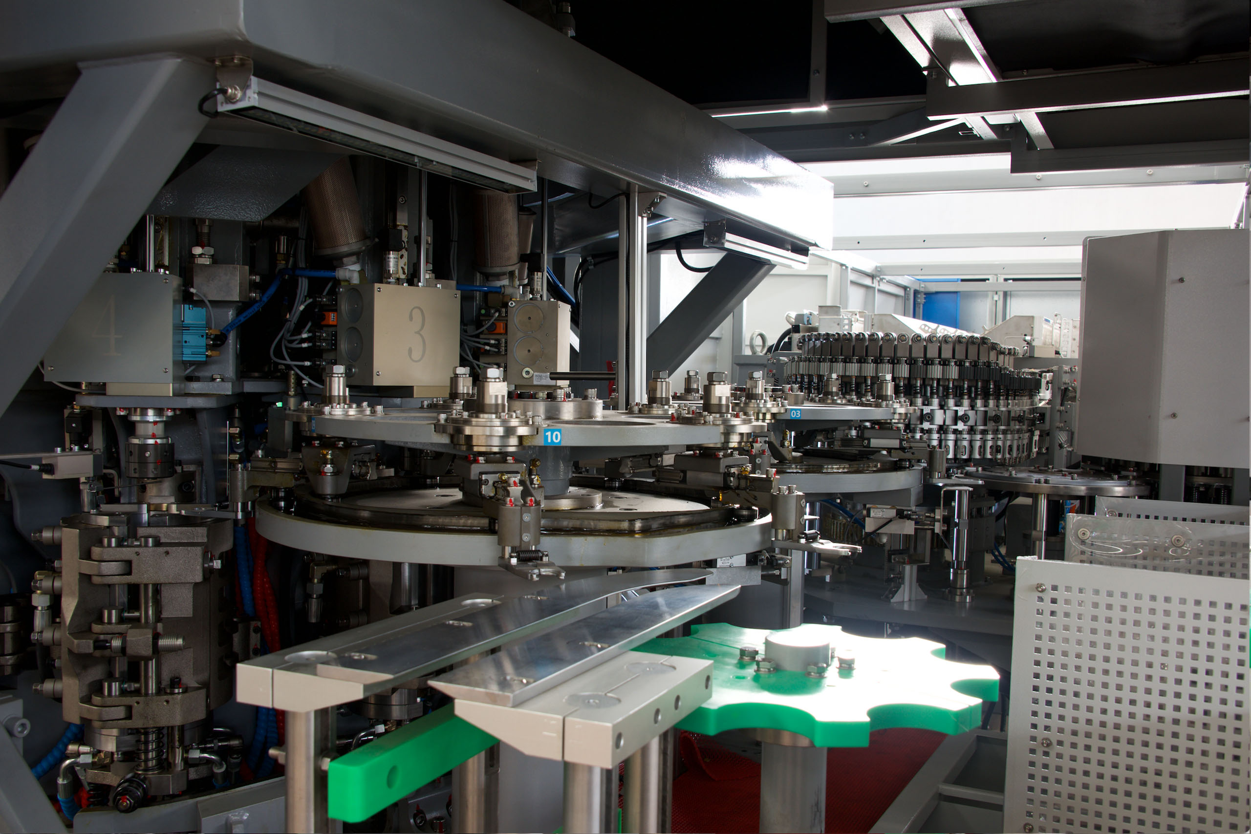 bottle blowing machine